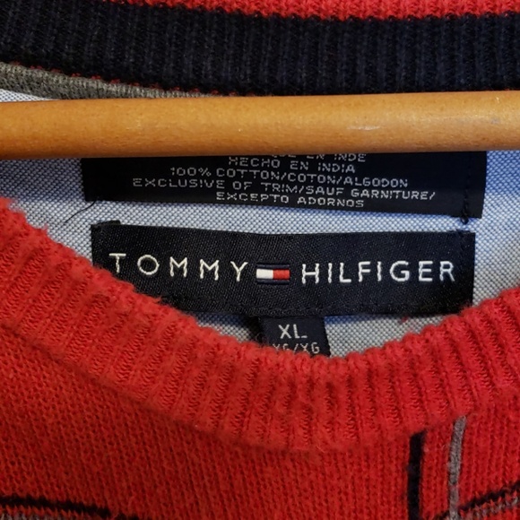 Vintage Tommy Hilfiger sweater - Picture 2 of 4